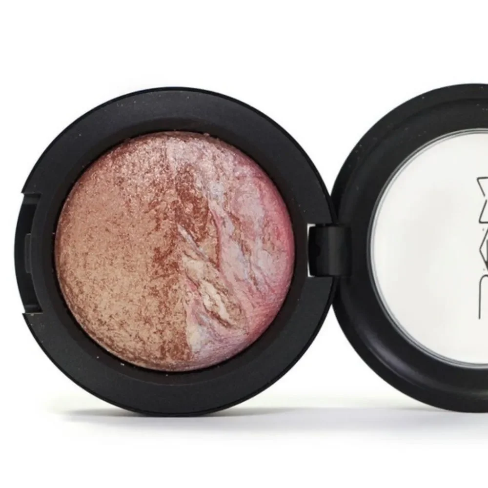 MAC Mineralize Eye Shadow Duo in Love Connection